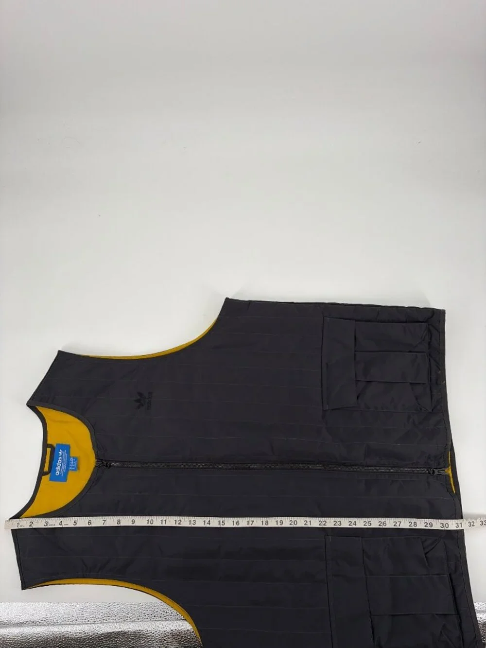 Adidas Originals Shadow Tones Quilted Vest Utility Black CE7112 Mens XL Gorpcore